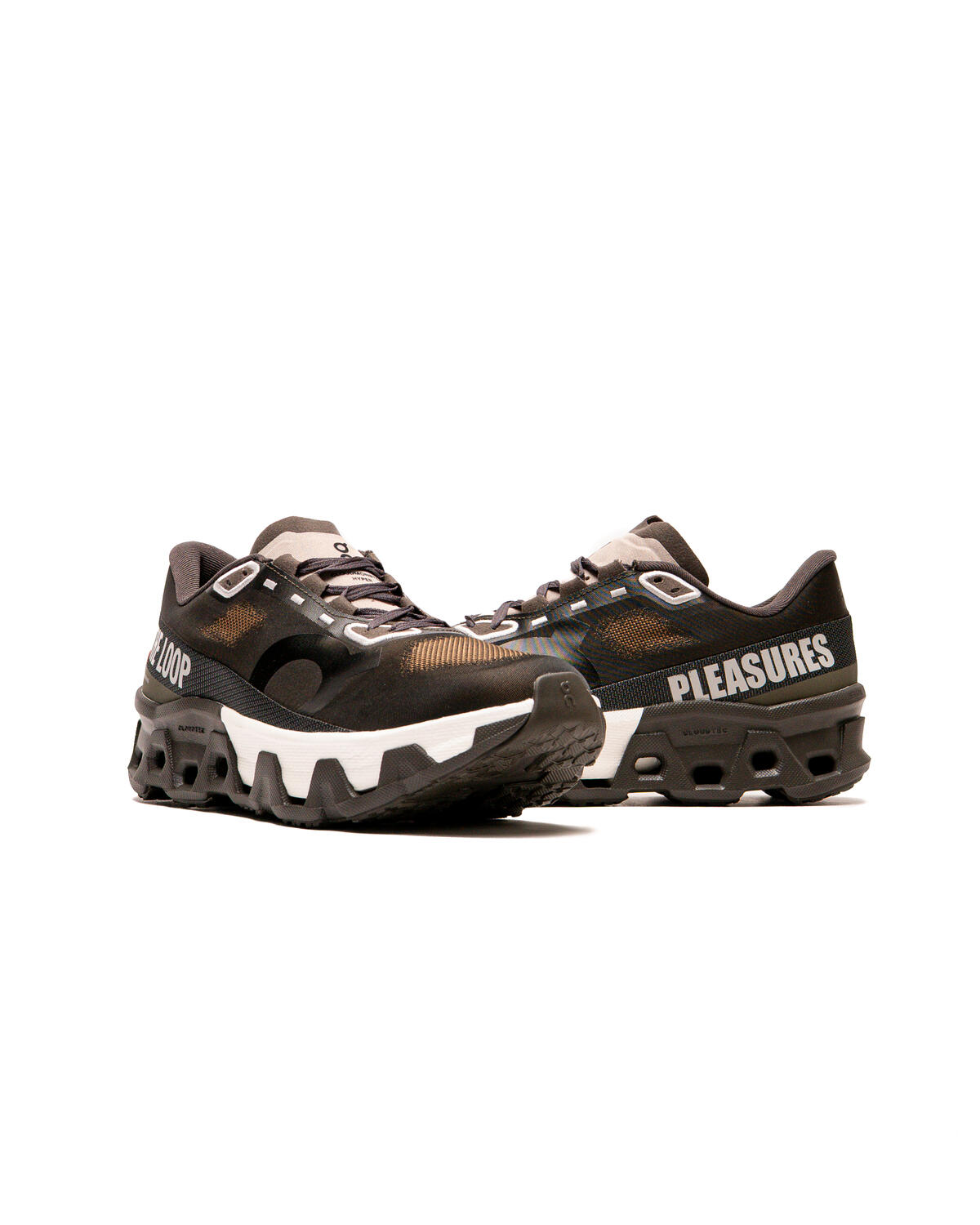 On Running x PLEASURES x The Loop WMNS Cloudmonster Hyper TL